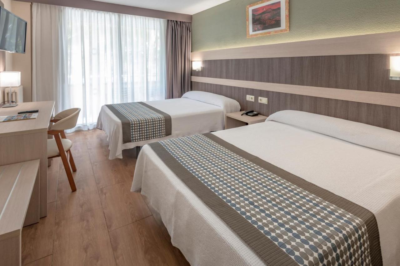 Quadruple Room (3 Adults + 1 Child),1272019267:JPEG